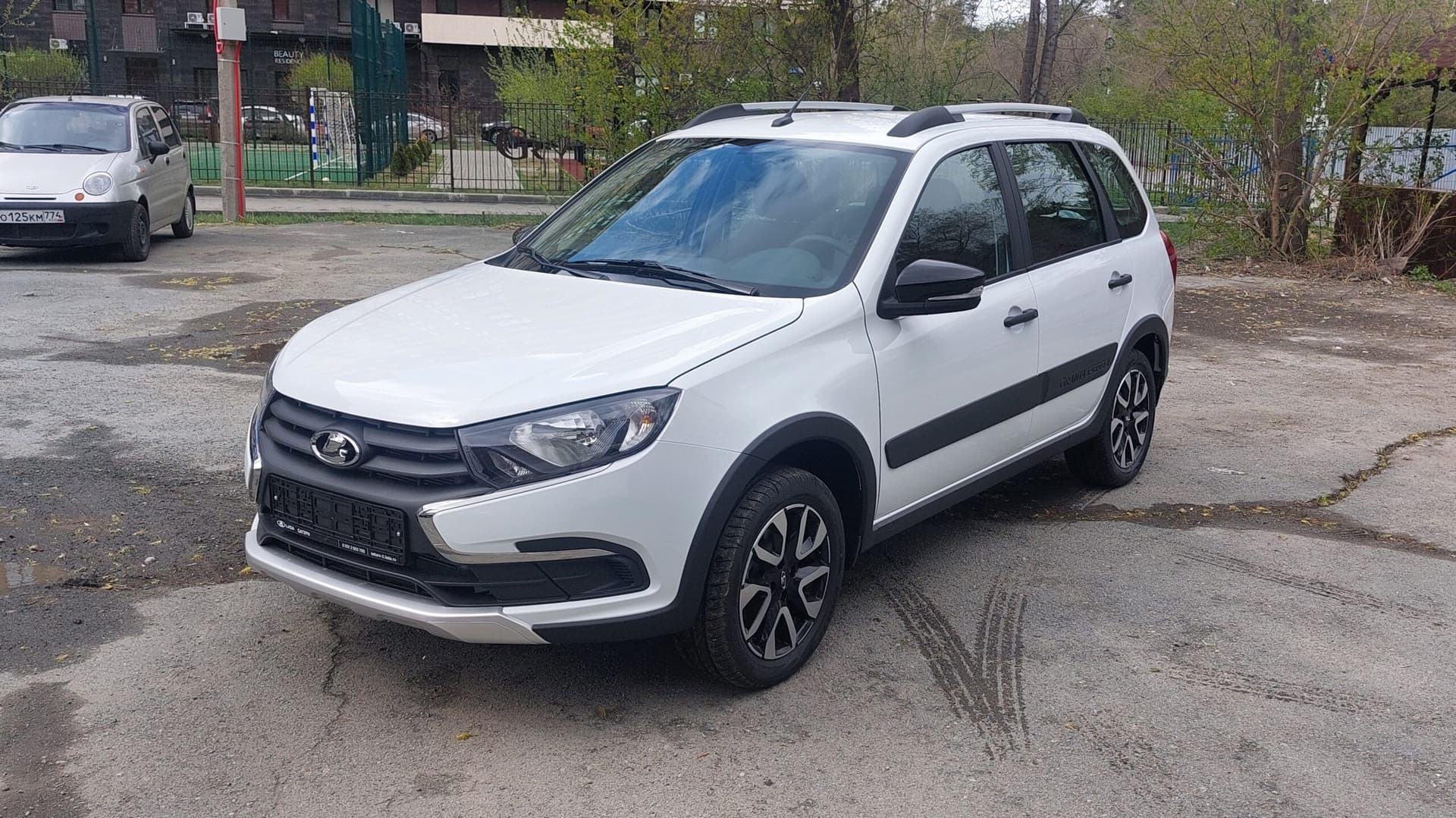 Lada Granta Cross — фото 1