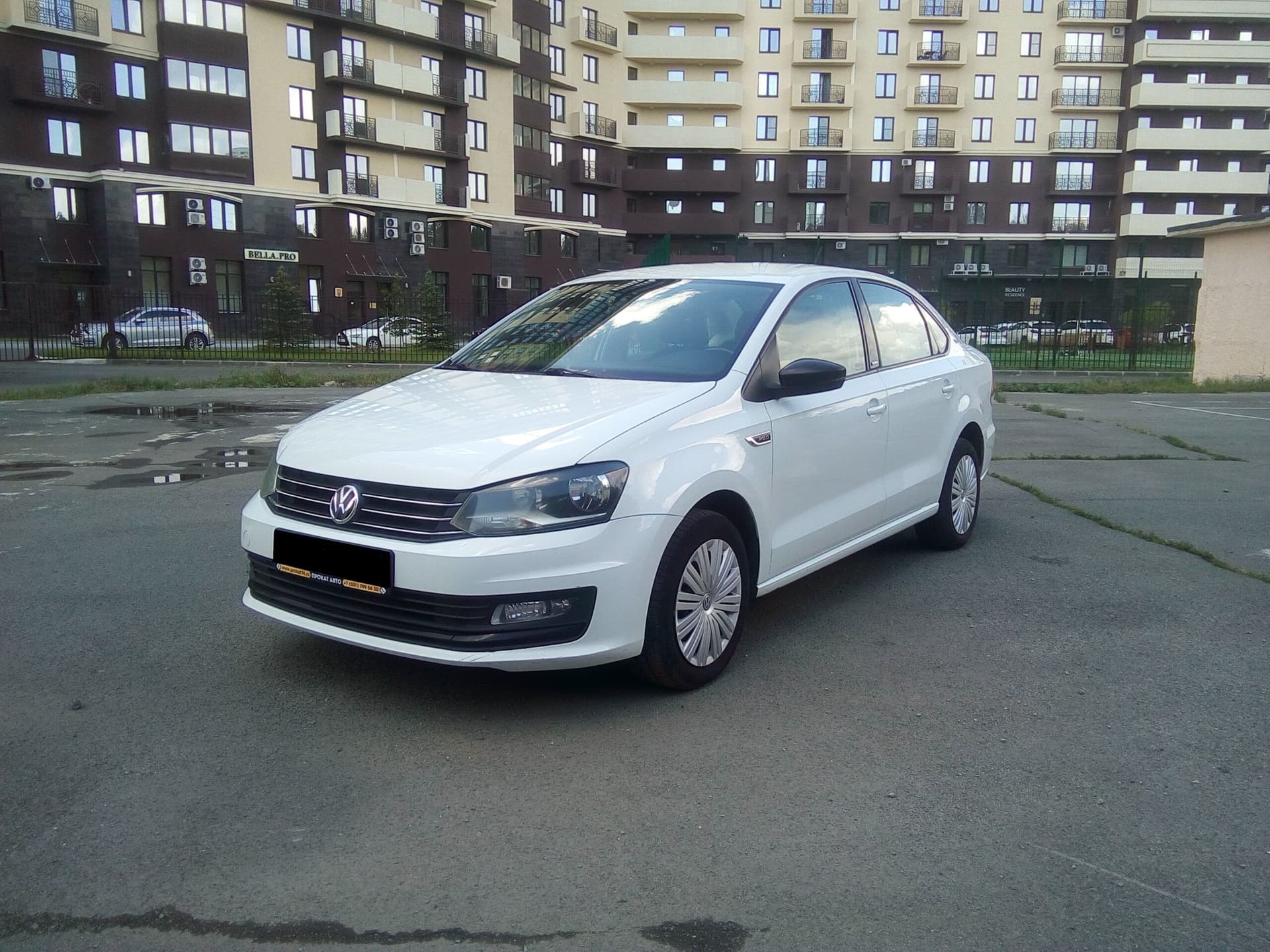 VW Polo — фото 1