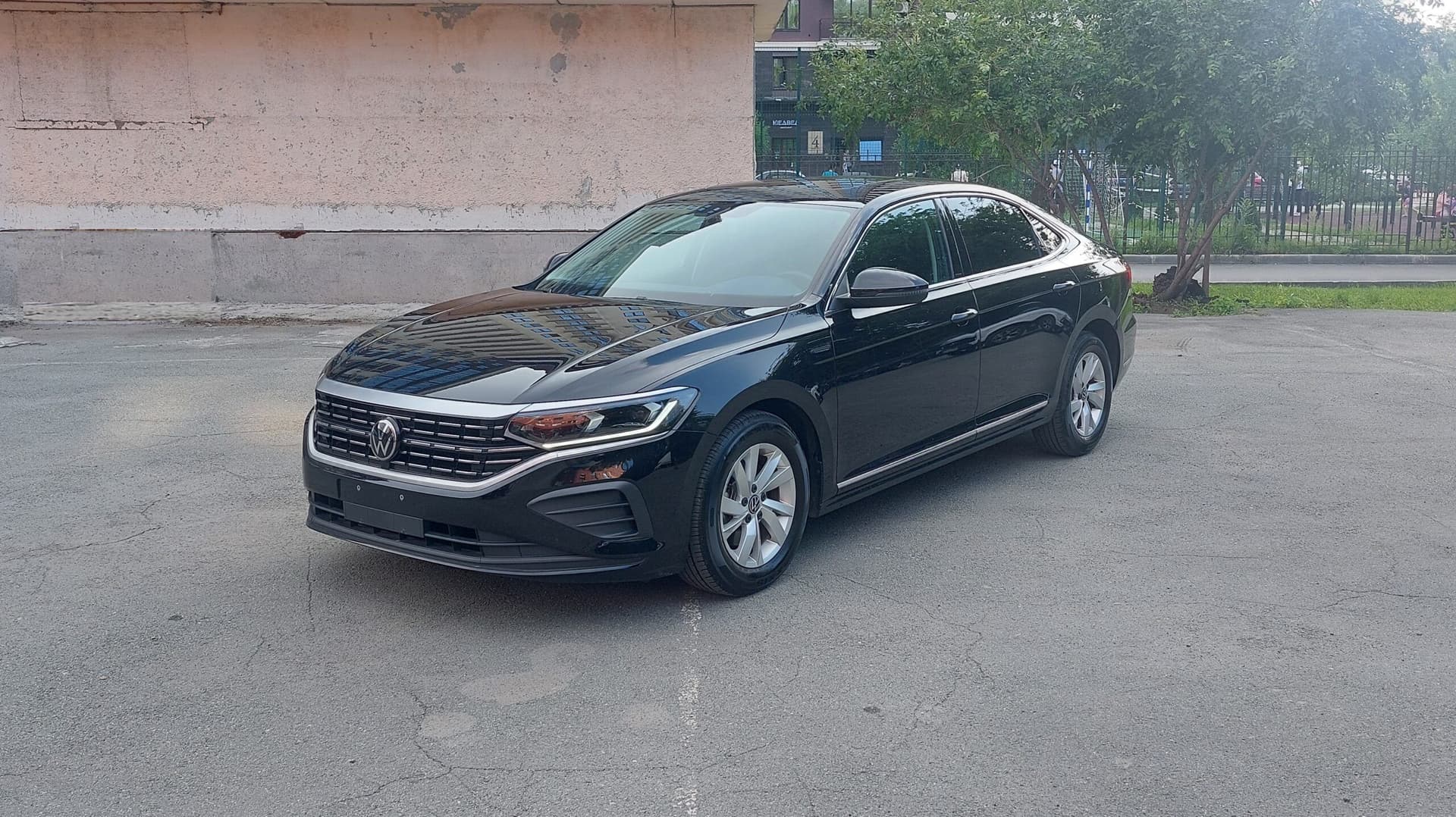 VW Passat B8 — фото 1